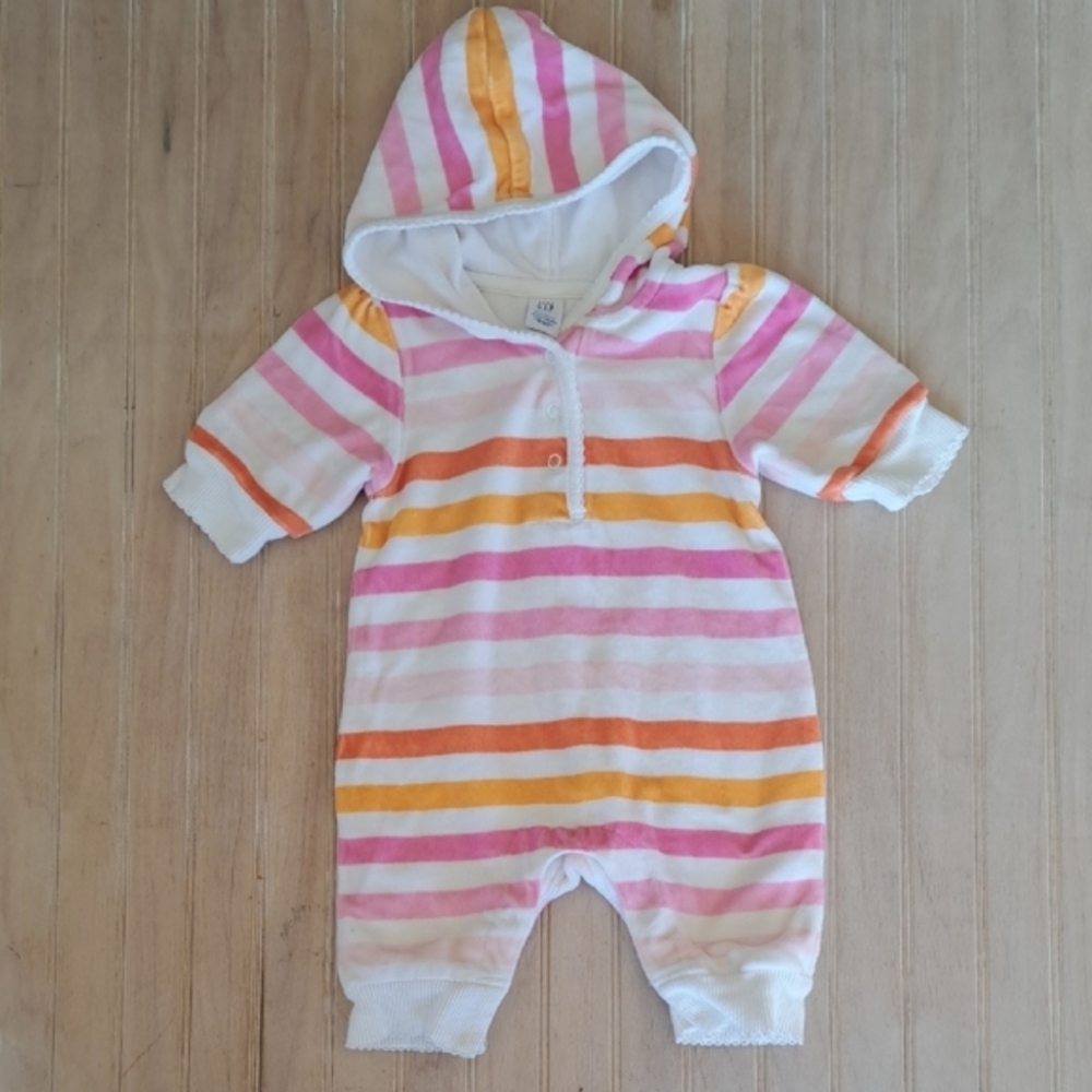 Baby GAP Hooded Stripe Cotton Blend Comfy Cozy Romper Newborn 0–3 Months